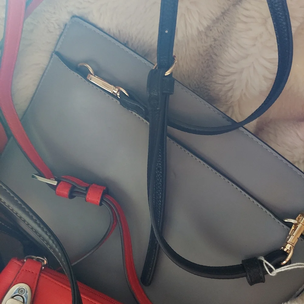 Purses Galore - Picture 10 of 16